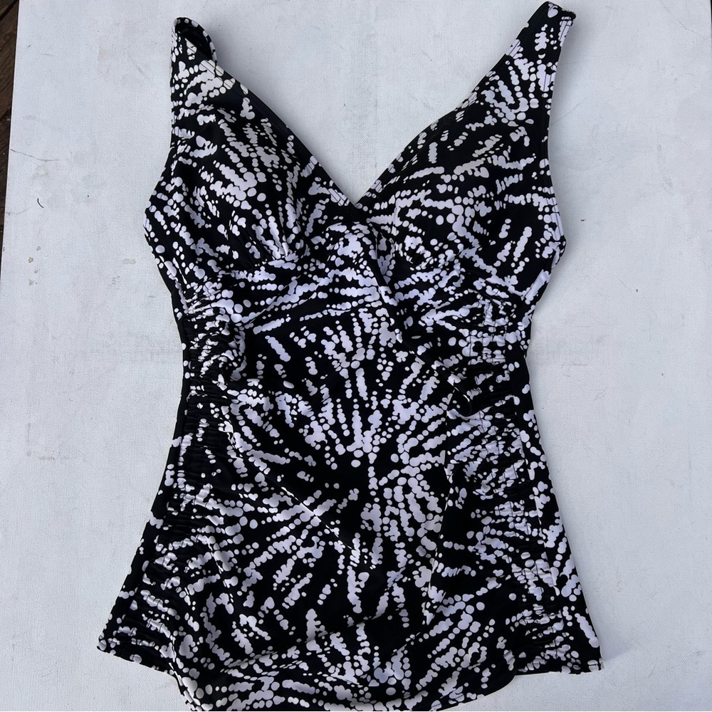 Christina black white dot ruched tankini swim top